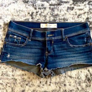 Abercrombie & Fitch short shorts